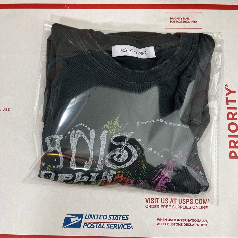 Daydreamer Janis Joplin Peacock Crewneck Graphic Tour Tee - Picture 7 of 7
